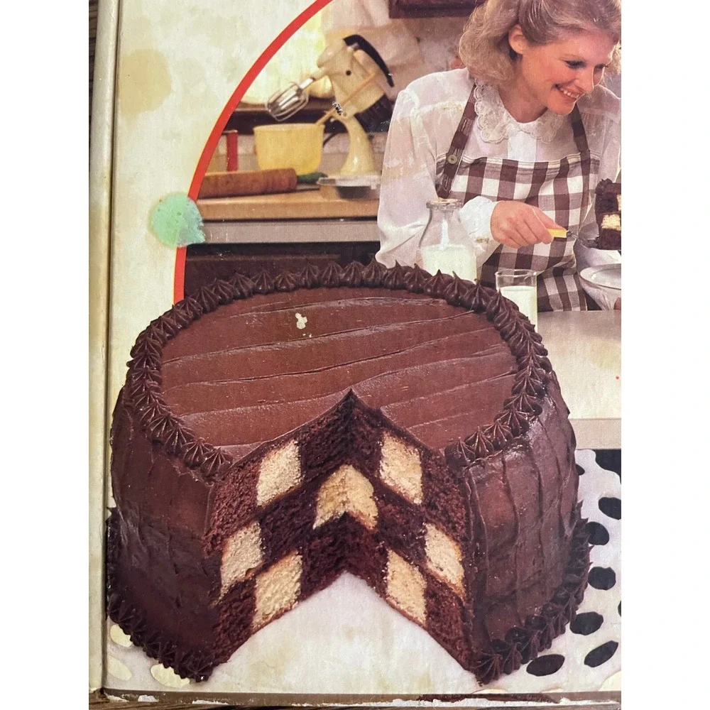 Vintage The Classic Checkerboard‎ Cake Pan Set In Original Box